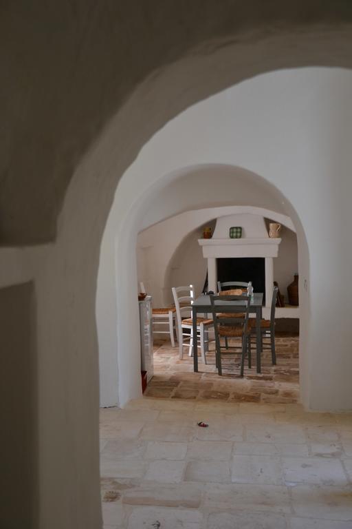 Maison d'hôtes Trullo Piccola Contrada à Locorotondo Extérieur photo